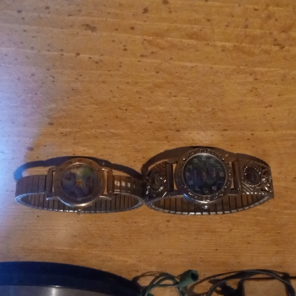 2 watches
